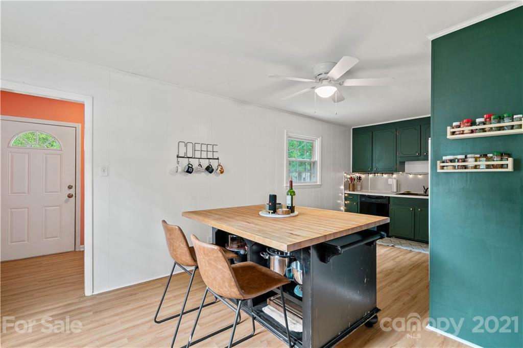 6032 Potter Road Matthews, NC 28104 - Photo 5 of 21 Gallery Image 5
