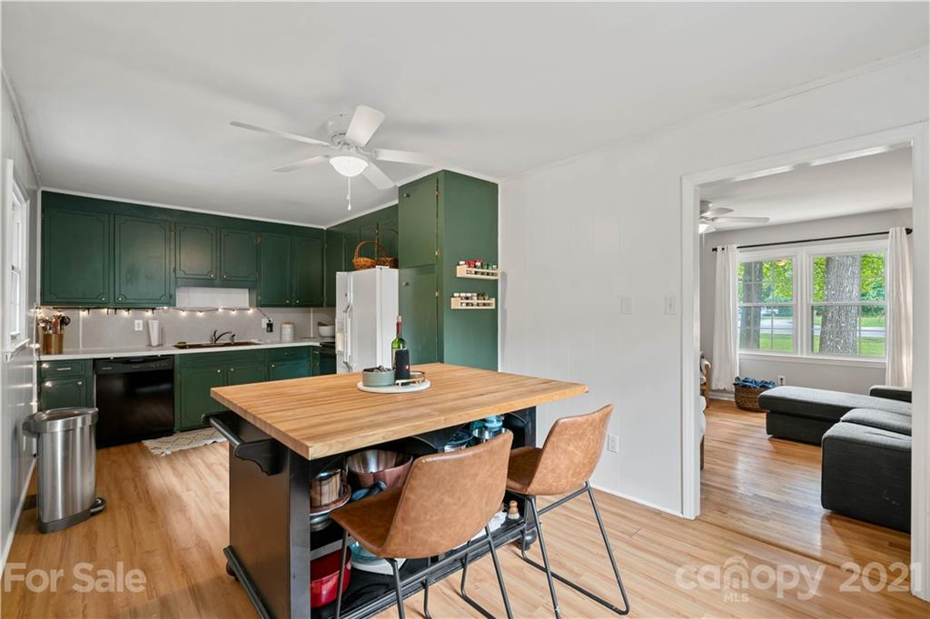 6032 Potter Road Matthews, NC 28104 - Photo 6 of 21 Gallery Image 6