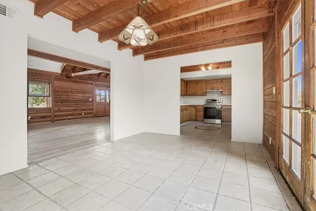 $2,300,000 | 2935 East Clark Avenue, Santa Maria, CA 93455