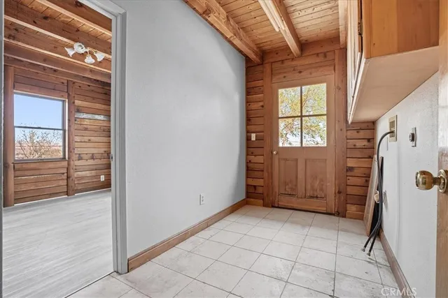 $2,300,000 | 2935 East Clark Avenue, Santa Maria, CA 93455