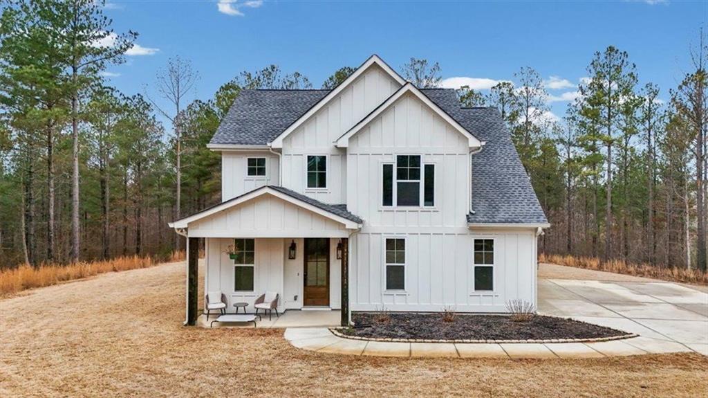1270 McGarity Road Temple, GA 30179 - Photo 2 of 58 a front view of a house with yard