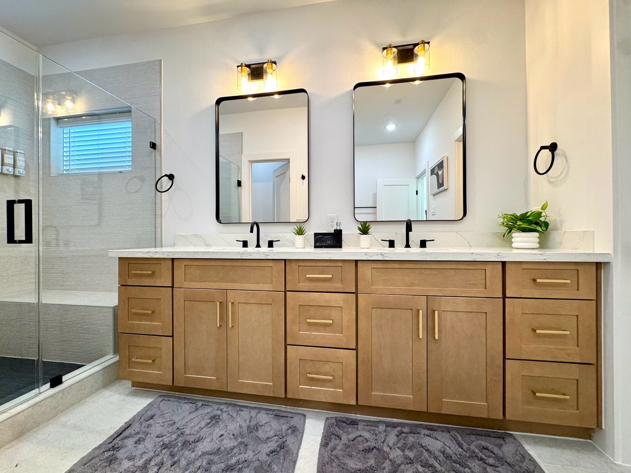 2706 Cochran Street Houston, TX 77009 - Photo 5 of 23 a bathroom with a double vanity sink mirror and