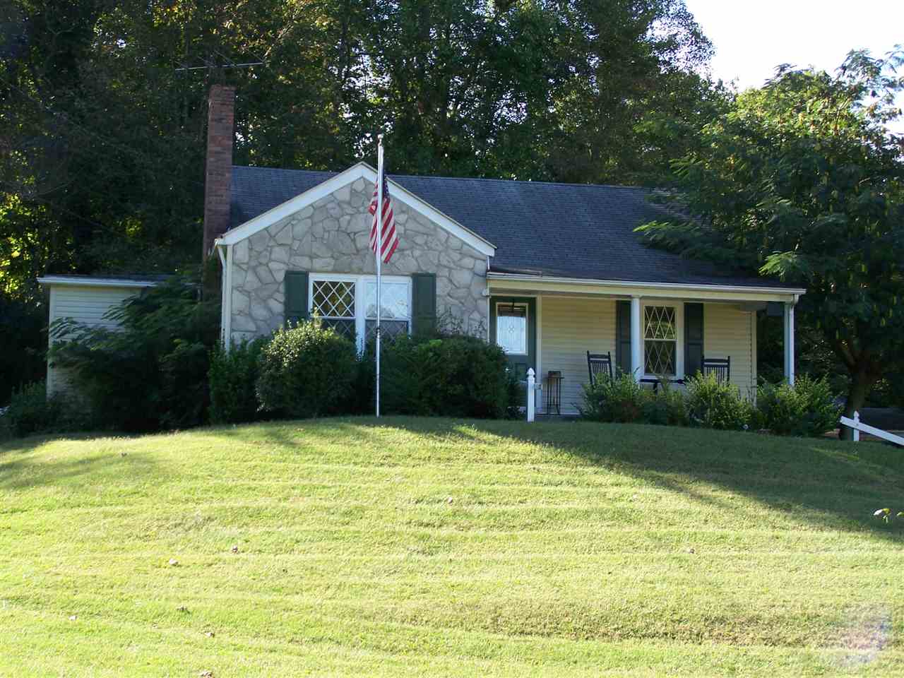 7017 Hall Ridge Road Ashland, KY 41102 - Photo 1 of 1