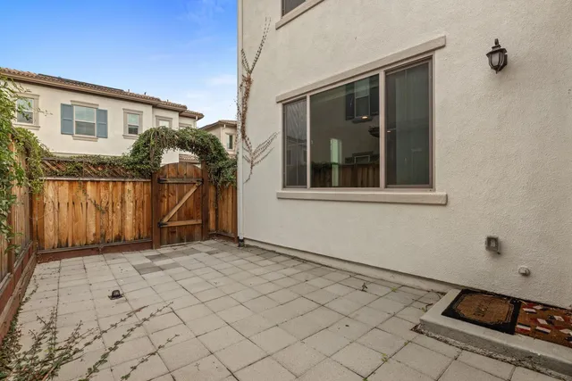 $735,000 | 10 West Piazza Street, Mountain House, CA 95391