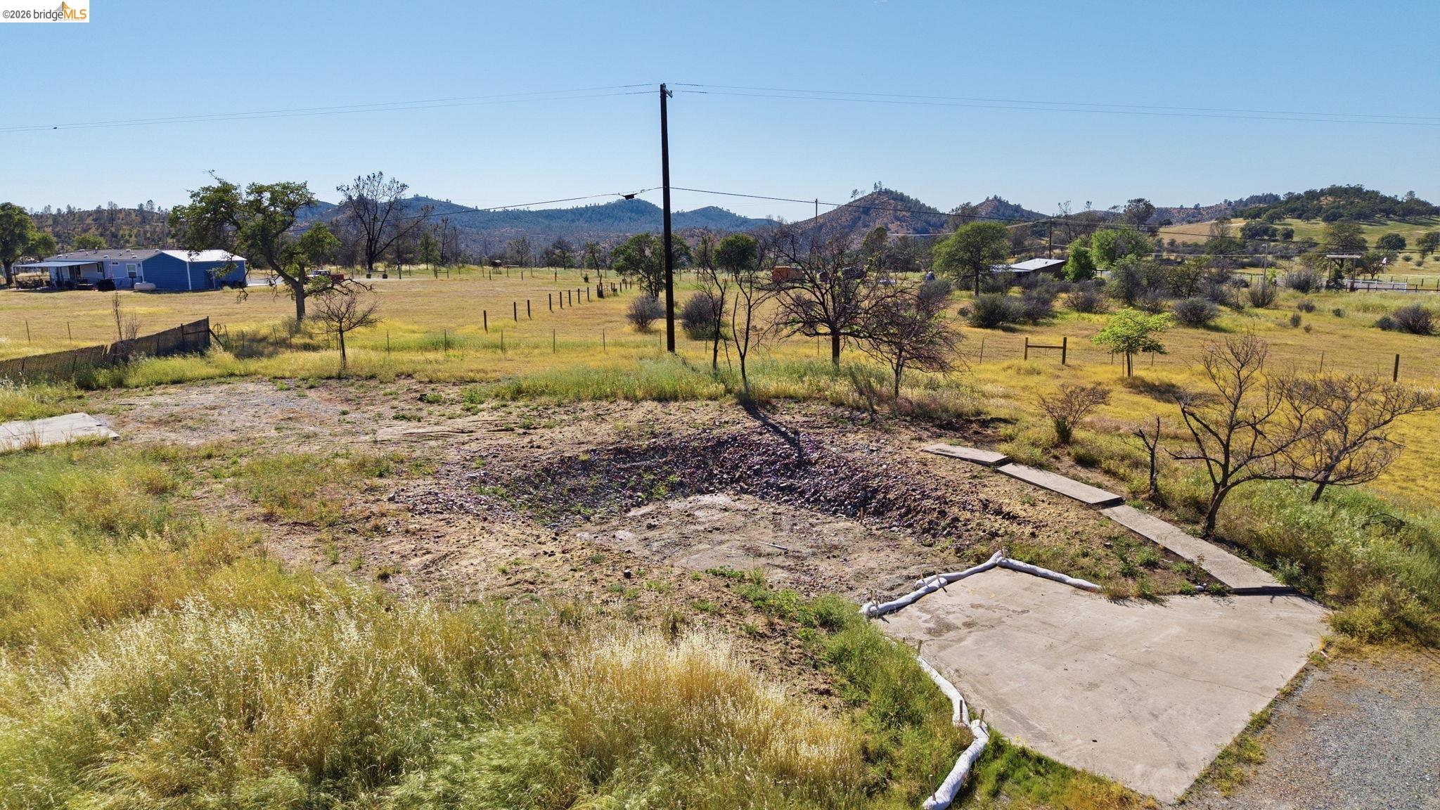 13333 Red Hill Road Jamestown, CA 95327 - Photo 4 of 9