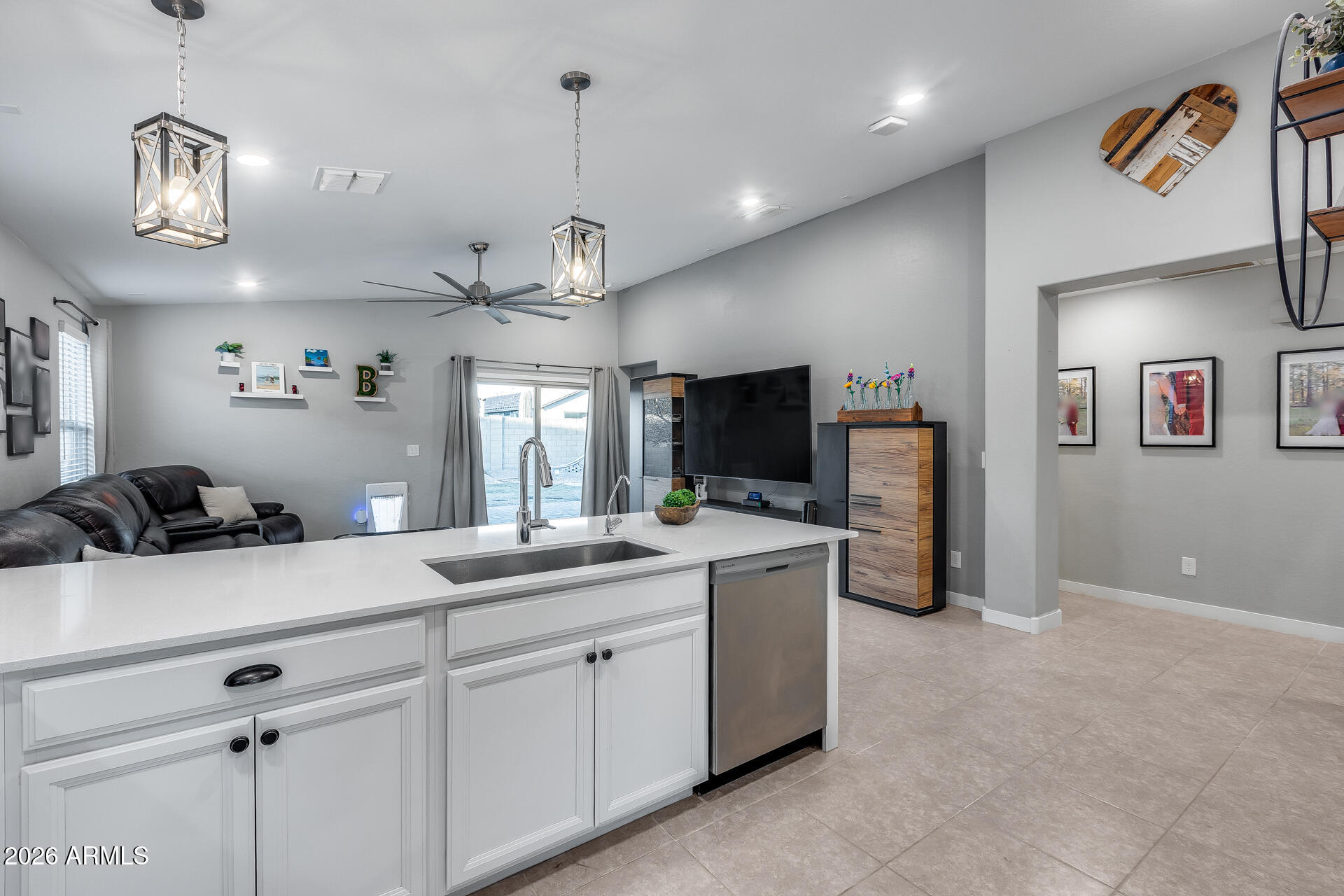 16574 West Alameda Road Surprise, AZ 85387 - Photo 8 of 30 25-16