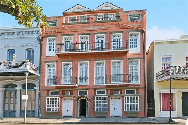 $747,000 | 627 Ursulines Avenue, Unit 6, New Orleans, LA 70116