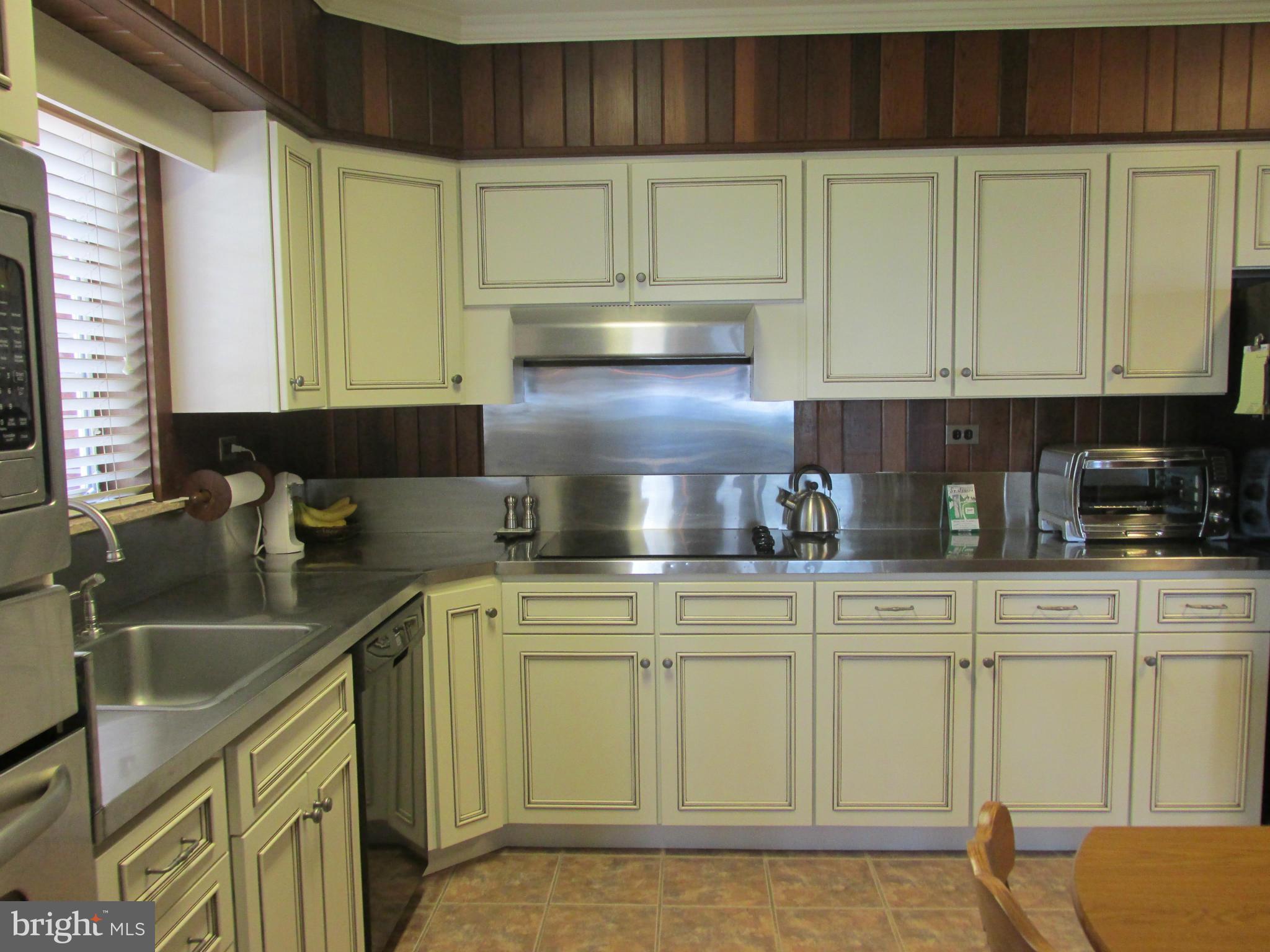 5 Hatsawap Road Cambridge, MD 21613 - Photo 5 of 25 Kitchen