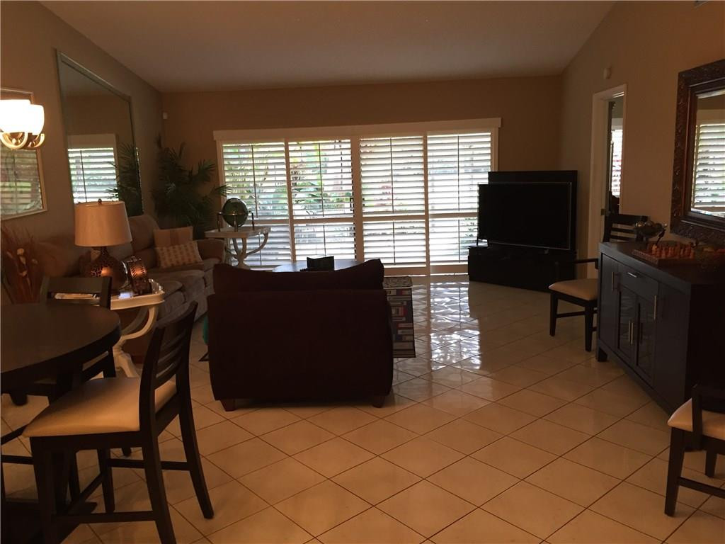 19984 Rima Circle, Unit 19984 Boca Raton, FL 33434 - Photo 11 of 35 Photo 11