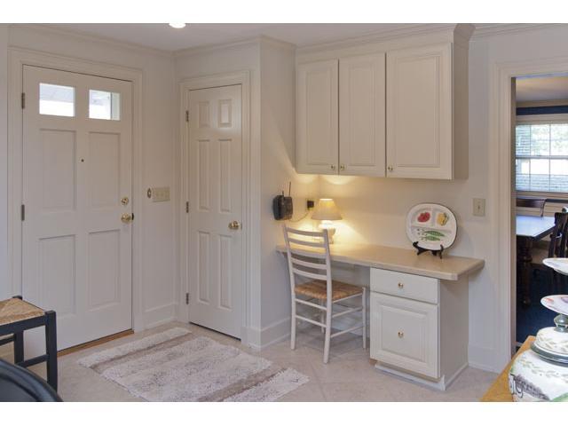 303 South Ardmore Road Columbus, OH 43209 - Photo 14 of 25