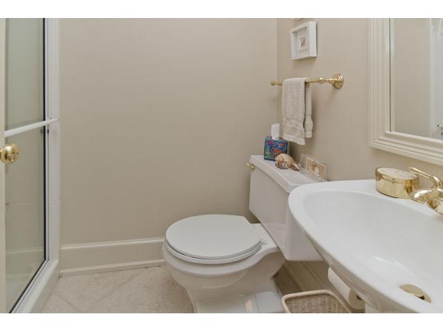 303 South Ardmore Road Columbus, OH 43209 - Photo 15 of 25