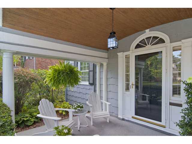 303 South Ardmore Road Columbus, OH 43209 - Photo 2 of 25
