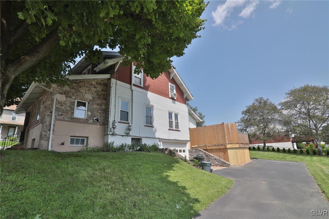2745 Cherryville Road Northampton, PA 18067 - Photo 4 of 41 Gallery Image 4
