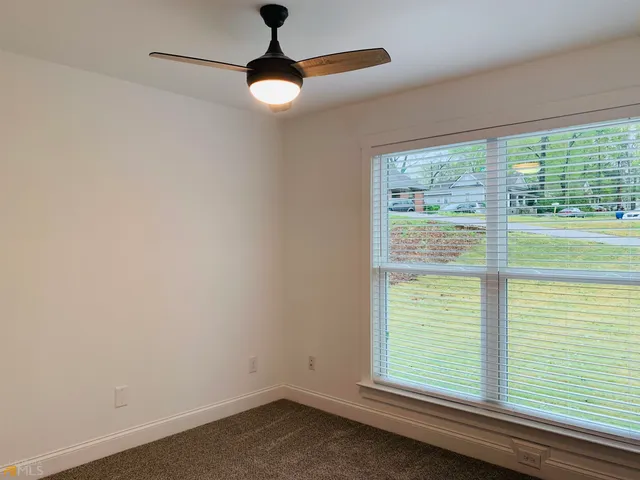 $1,395 | 105 Oak Drive, LaGrange, GA 30240