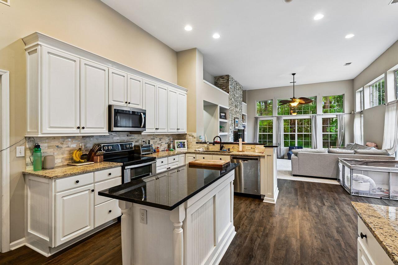 2012 Andover Way Mount Pleasant, SC 29466 - Photo 8 of 43 16-Kitchen