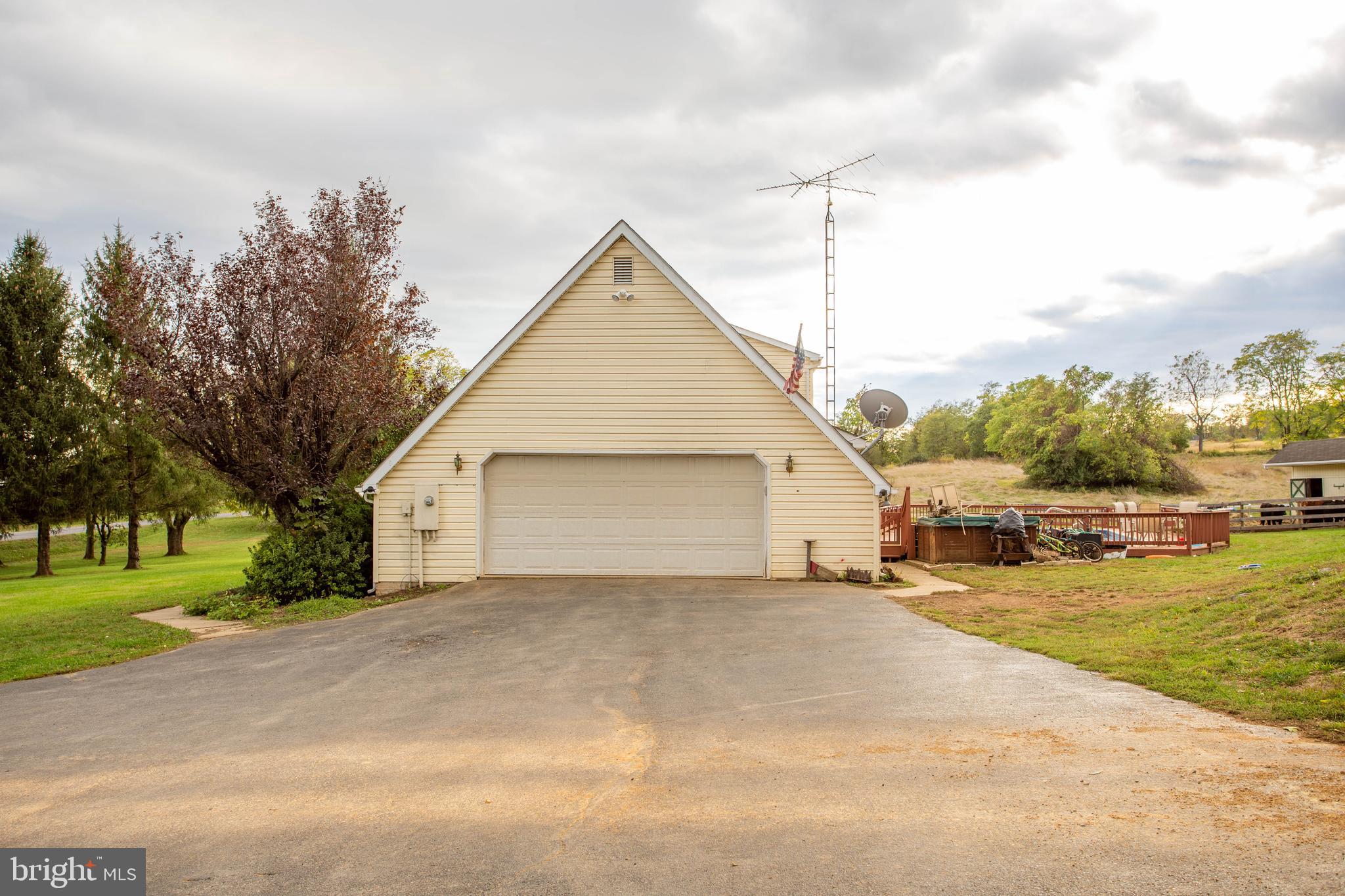 1389 Co Rte 81/3 Inwood, WV 25428 - Photo 41 of 51 Gallery Image 41