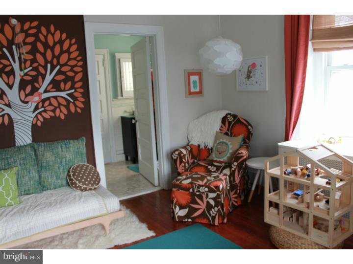 6401 Sherwood Road Philadelphia, PA 19151 - Photo 11 of 25 Gallery Image 11