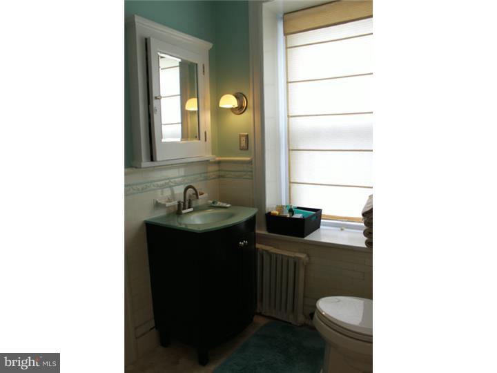 6401 Sherwood Road Philadelphia, PA 19151 - Photo 12 of 25 Gallery Image 12