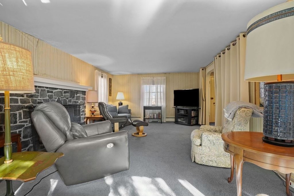 1150 Great Road Lincoln, RI 02865 - Photo 20 of 42