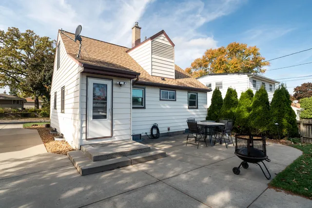 $299,000 | 3422 South 88th Street, Milwaukee, WI 53227