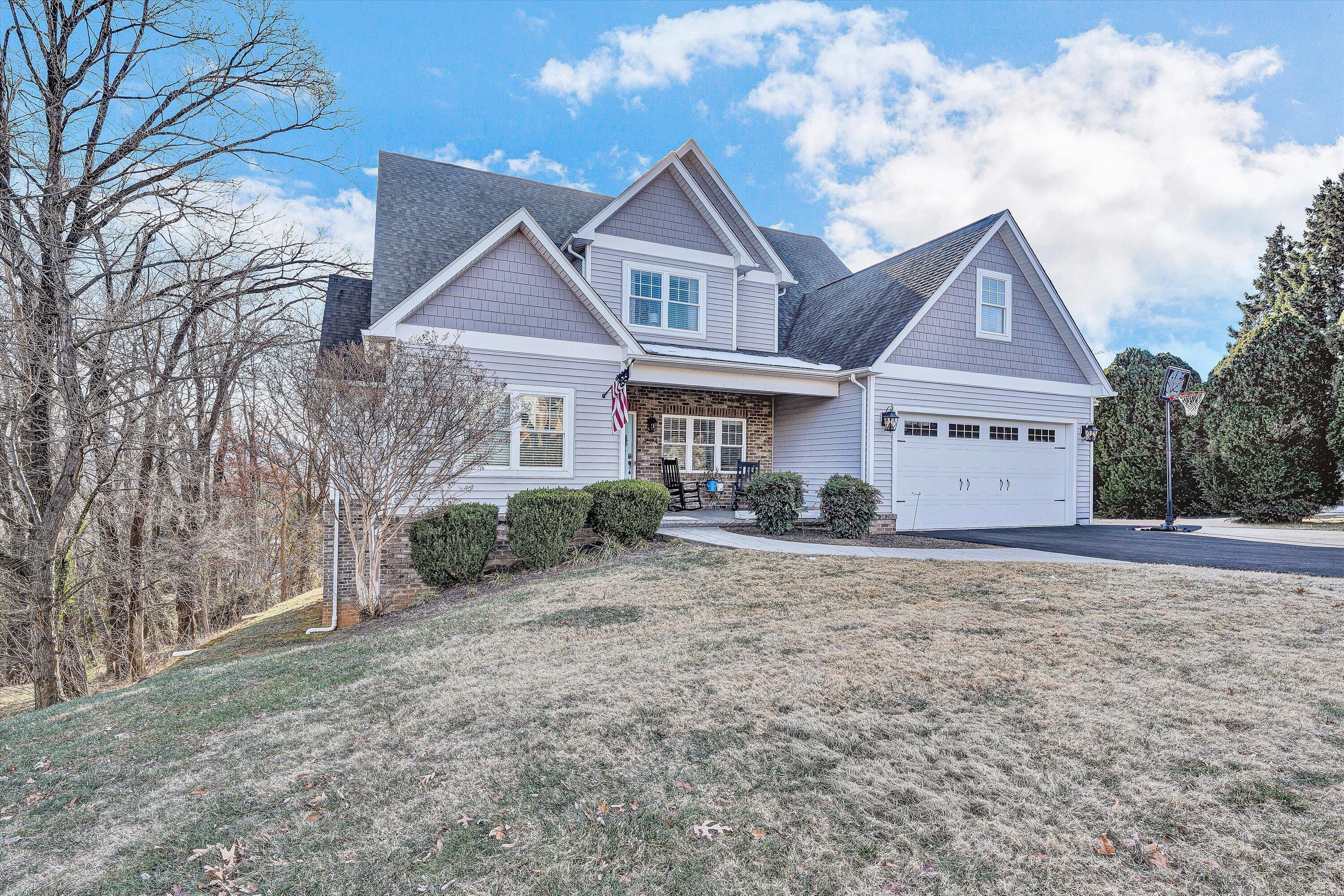 4524 Rosecrest Road Roanoke, VA 24018 - Photo 2 of 47 02-DSC00004