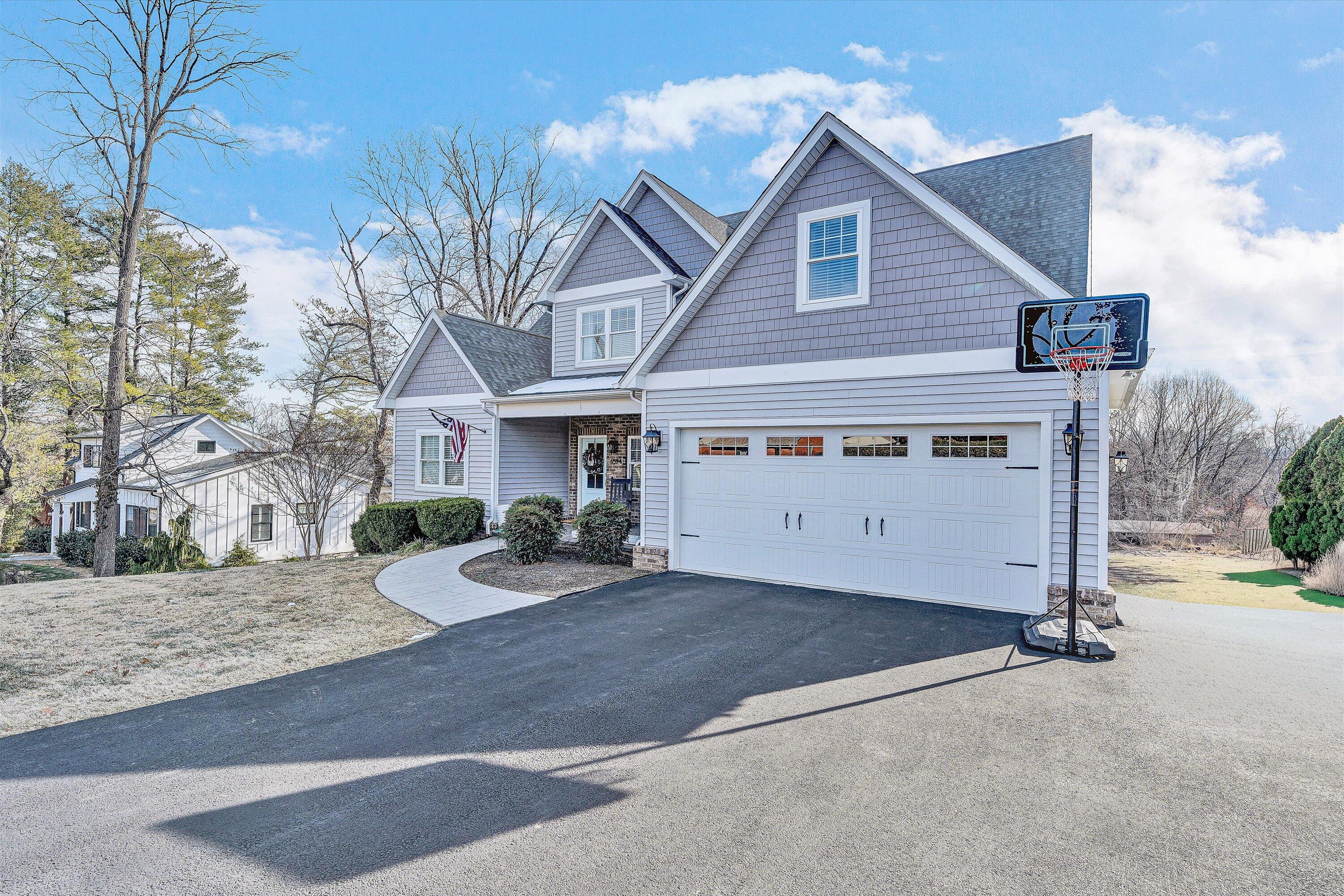 4524 Rosecrest Road Roanoke, VA 24018 - Photo 3 of 47 03-DSC00007