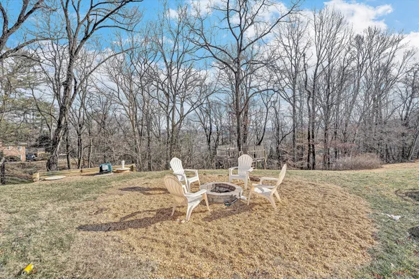 a view of open space with a fountain