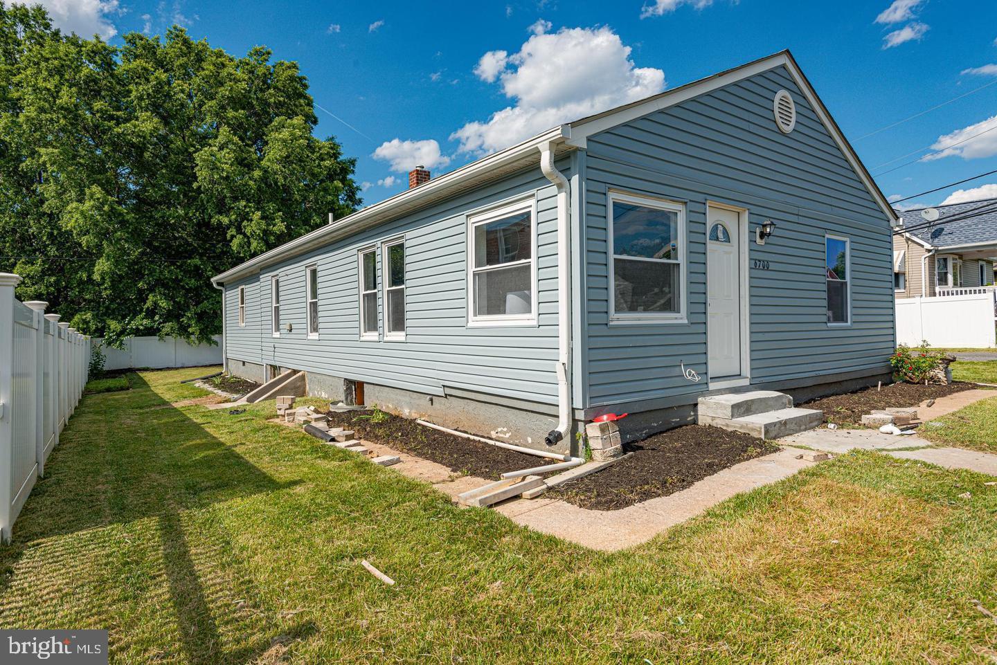 6700 Hudson Street Baltimore, MD 21224 - Photo 1 of 65