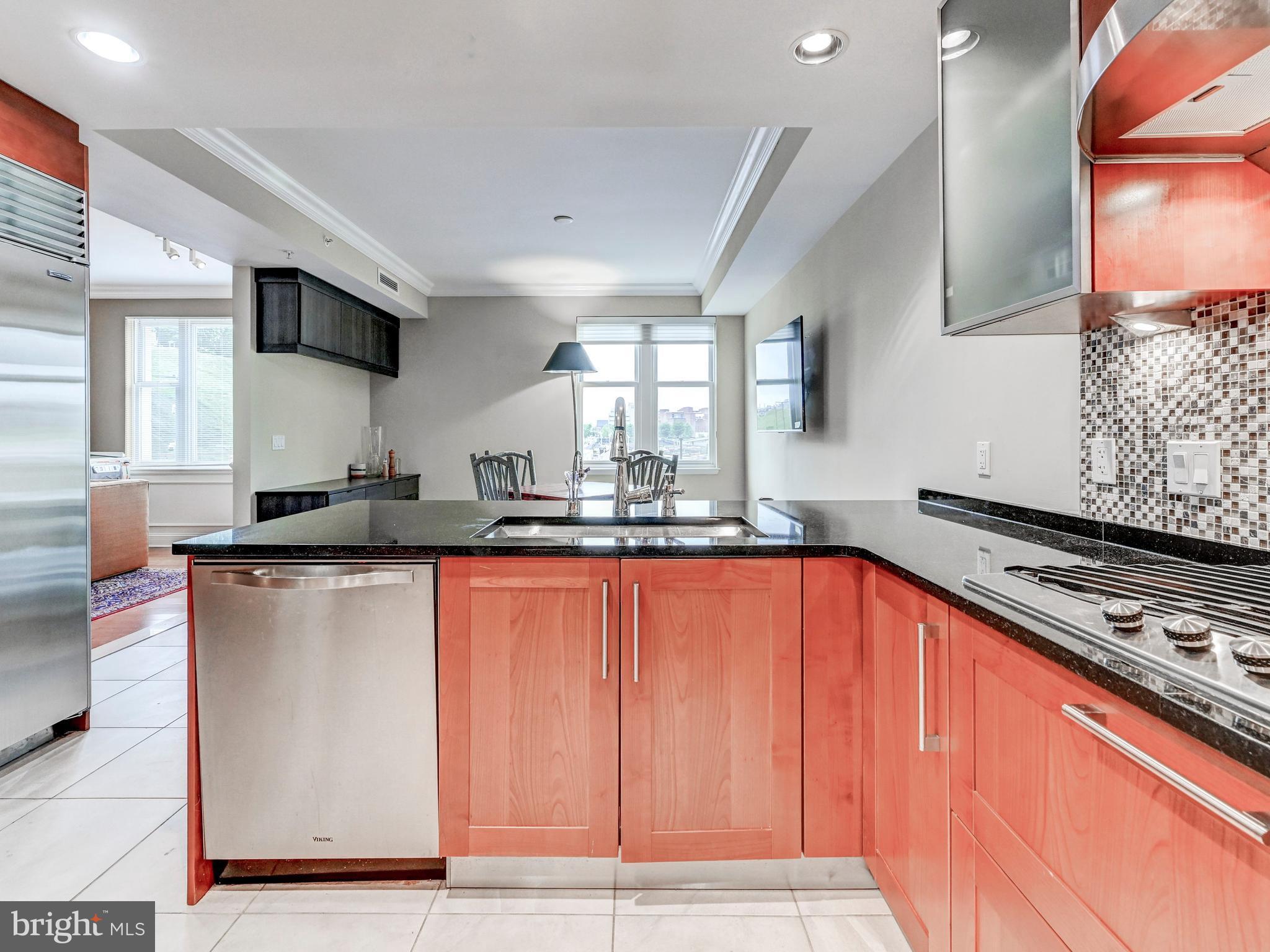801 Key Highway, Unit 313 Baltimore, MD 21230 - Photo 6 of 47