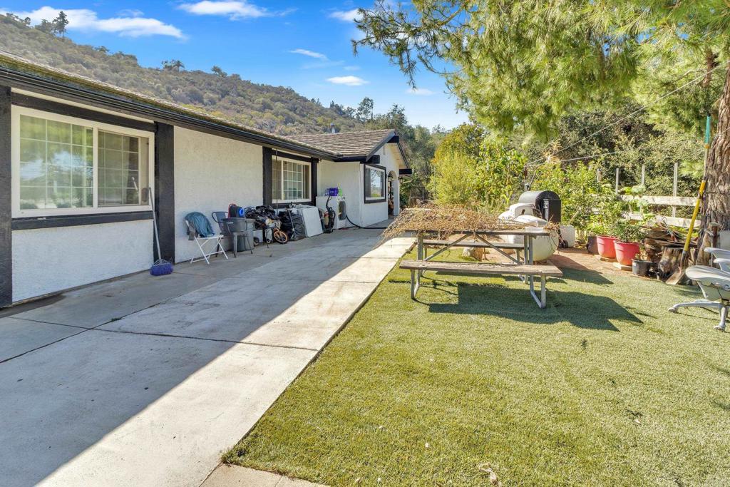 33922-24 Lilac Road Valley Center, CA 92082 - Photo 10 of 31 Gallery Image 10