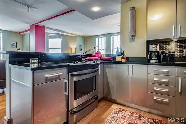 $150,000 | 3608 Gravois Avenue, Unit 6E, St. Louis, MO 63116
