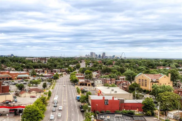 $150,000 | 3608 Gravois Avenue, Unit 6E, St. Louis, MO 63116