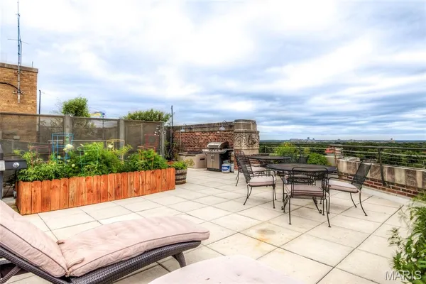 $150,000 | 3608 Gravois Avenue, Unit 6E, St. Louis, MO 63116