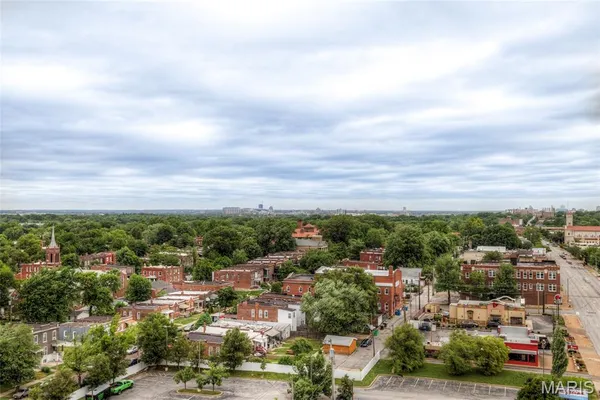 $150,000 | 3608 Gravois Avenue, Unit 6E, St. Louis, MO 63116