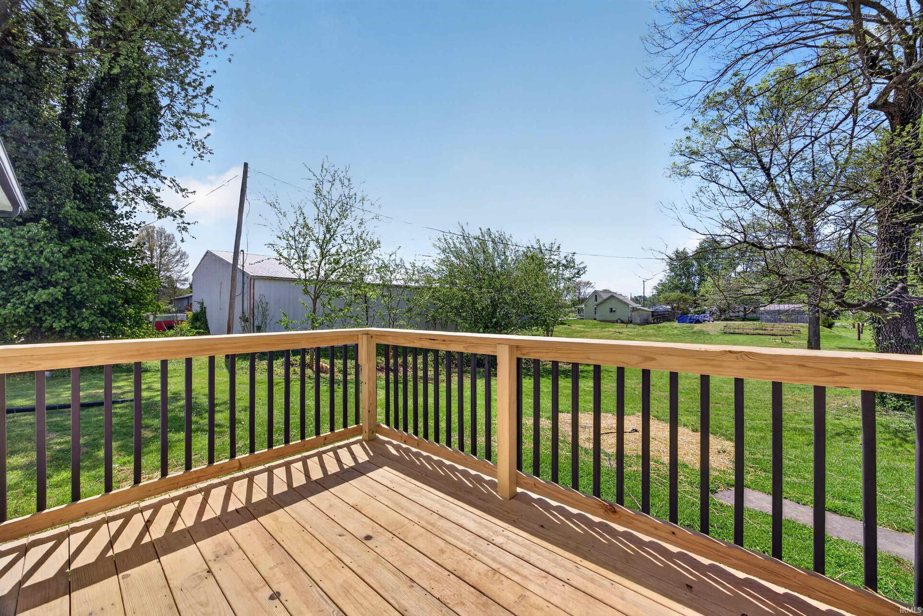 355 South 3rd Street Orleans, IN 47452 - Photo 29 of 36