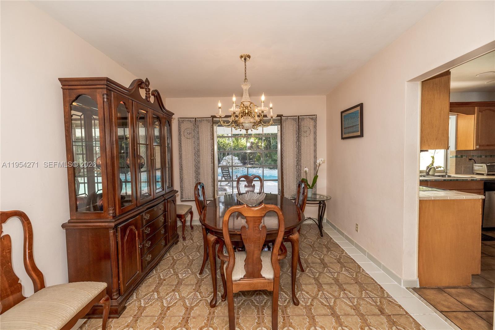 20004 Southwest 82nd Place Cutler Bay, FL 33189 - Photo 11 of 37