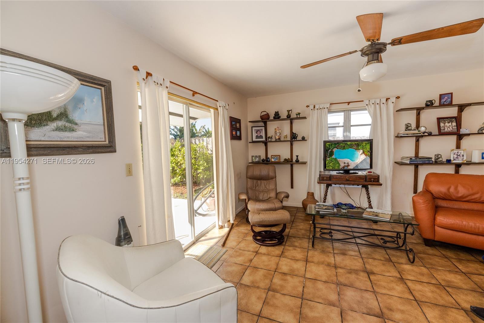 20004 Southwest 82nd Place Cutler Bay, FL 33189 - Photo 15 of 37