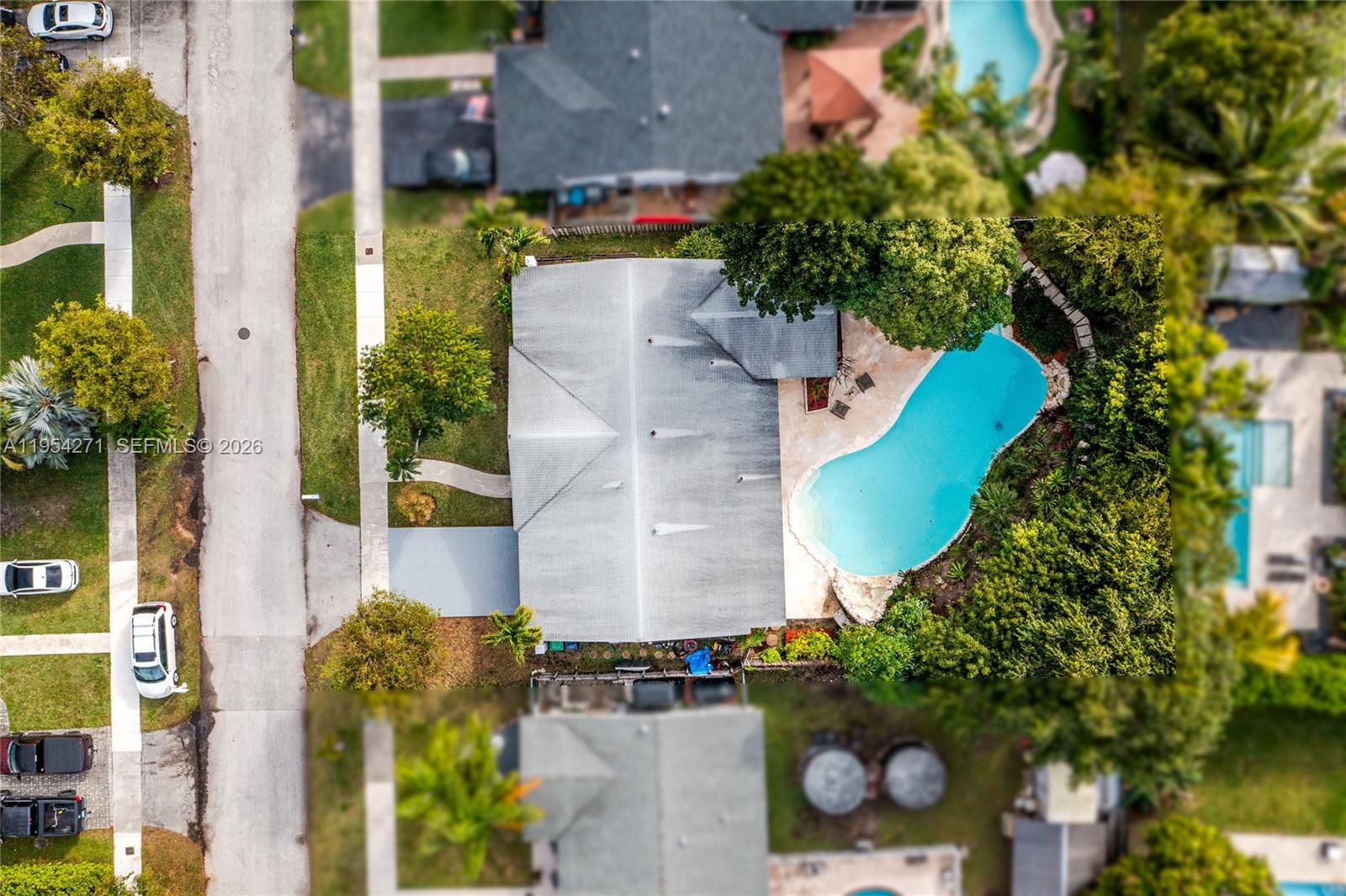 20004 Southwest 82nd Place Cutler Bay, FL 33189 - Photo 21 of 37