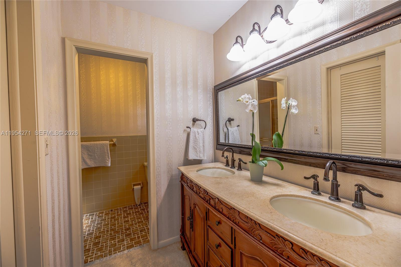 20004 Southwest 82nd Place Cutler Bay, FL 33189 - Photo 25 of 37