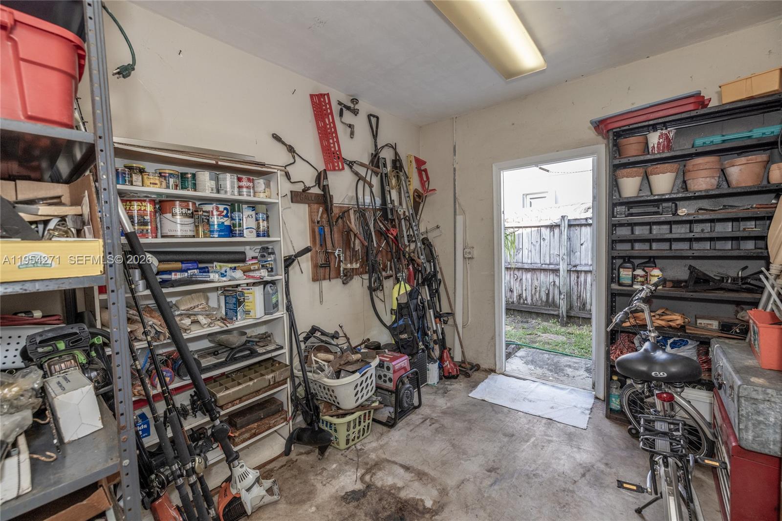 20004 Southwest 82nd Place Cutler Bay, FL 33189 - Photo 32 of 37