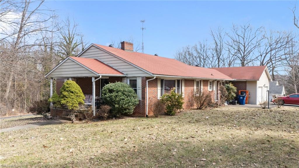 5695 Reynolda Road Winston-Salem, NC 27106 - Photo 3 of 14