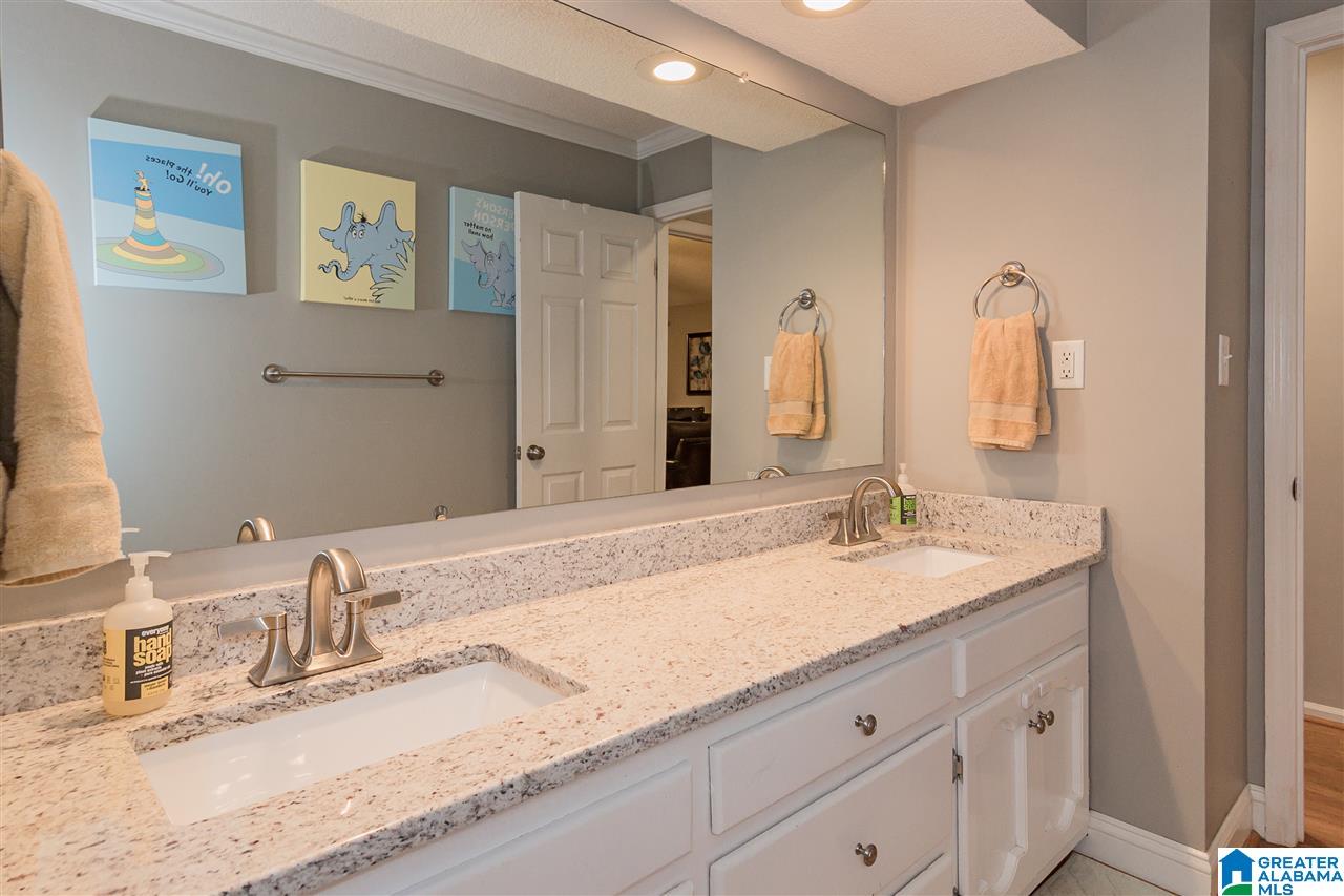 2512 Marcal Road Birmingham, AL 35244 - Photo 32 of 39