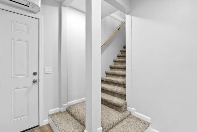 $440,000 | 154 Possum Walk Loop, Huntsville, TX 77340