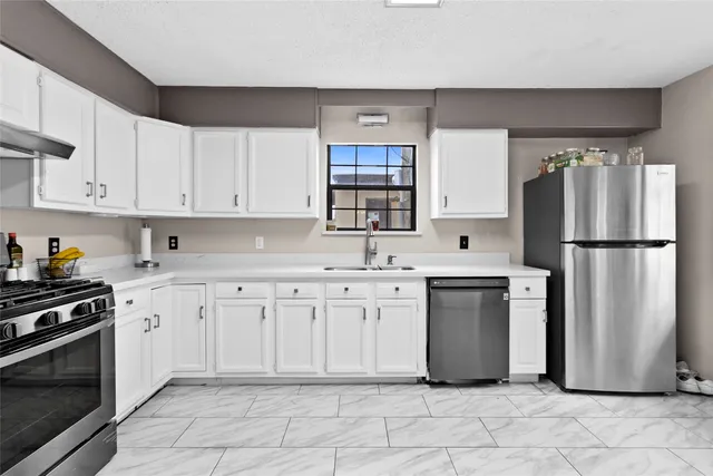 $440,000 | 154 Possum Walk Loop, Huntsville, TX 77340