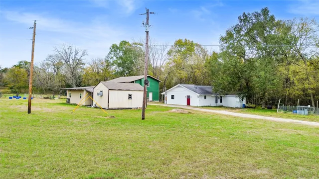 $440,000 | 154 Possum Walk Loop, Huntsville, TX 77340