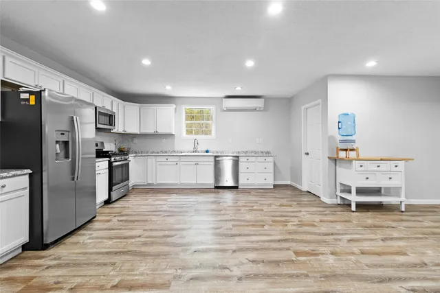 $440,000 | 154 Possum Walk Loop, Huntsville, TX 77340