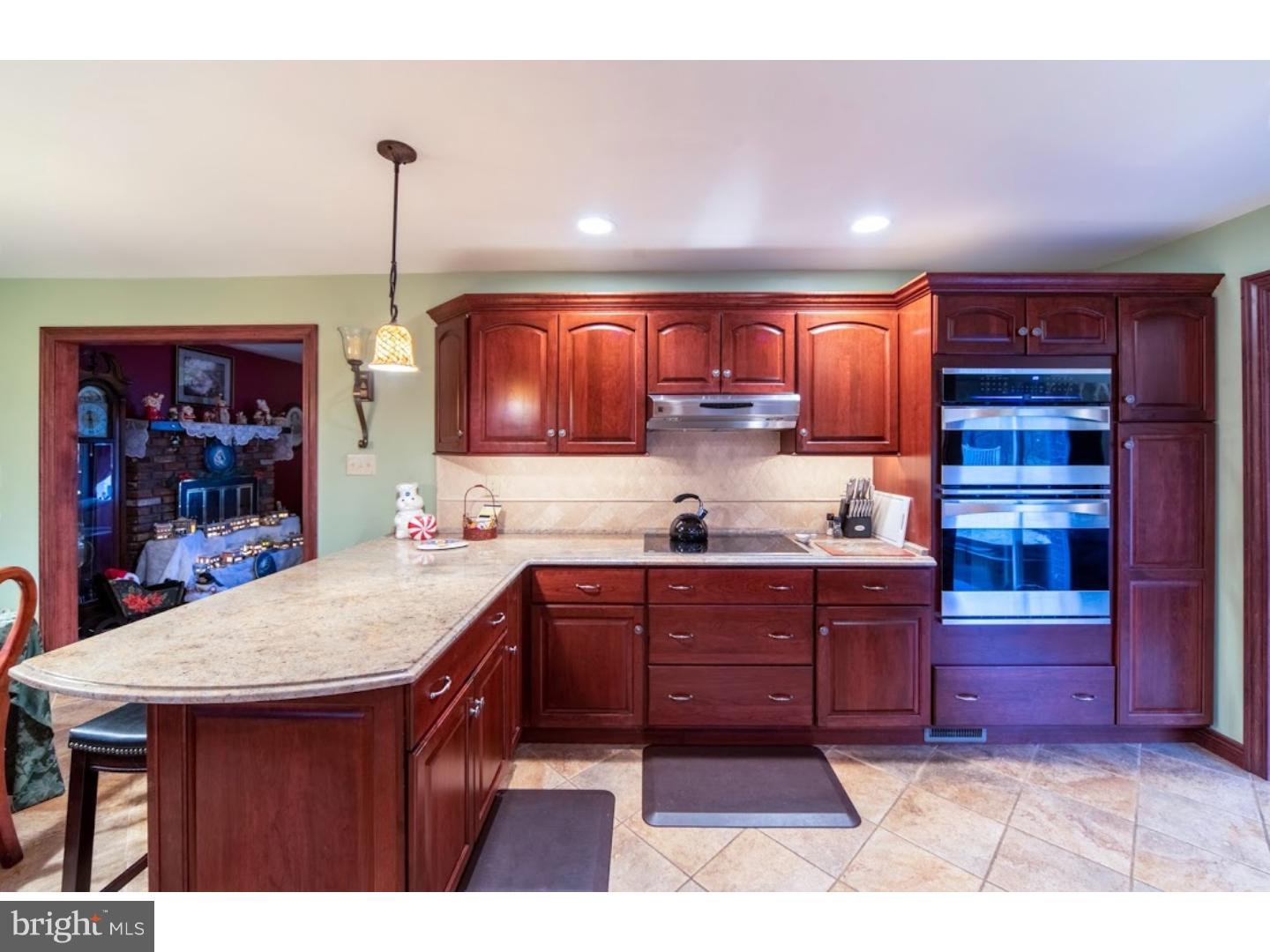 399 Tuckerton Road Vincentown, NJ 08088 - Photo 6 of 18