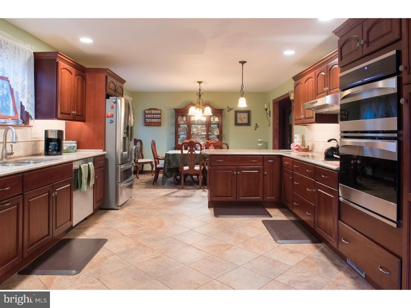 399 Tuckerton Road Vincentown, NJ 08088 - Photo 7 of 18