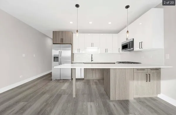 $2,300 | 5418 West Belmont Avenue, Unit 3W, Chicago, IL 60641