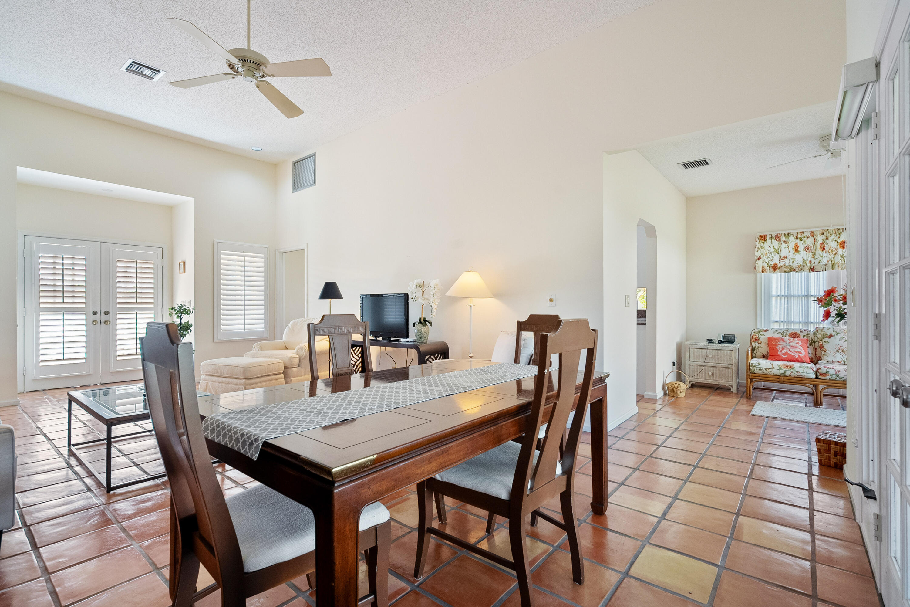 5361 Southeast Merion Way Stuart, FL 34997 - Photo 10 of 57 DSC03631